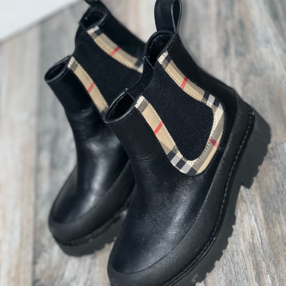 Burberry Ankle Boot